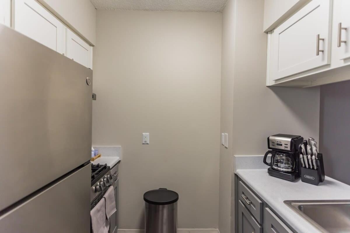 Cozy Memphis Apartment In Downtown High-Rise Eksteriør bilde