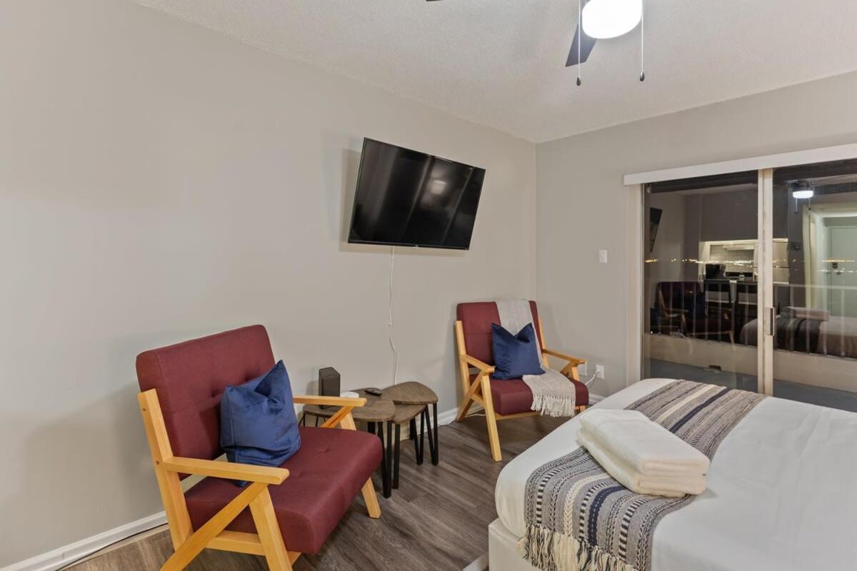 Cozy Memphis Apartment In Downtown High-Rise Eksteriør bilde